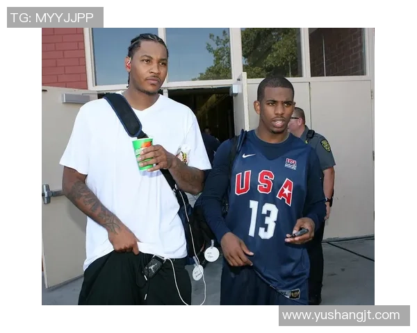 足球巨星与NBA传奇球员亲密合影见证跨界友谊与体育荣耀